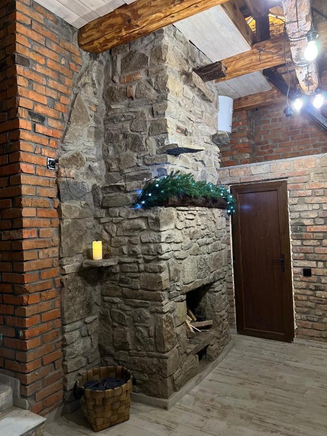 Luxury Live Apartamento Kamianets-Podilskyi Exterior foto